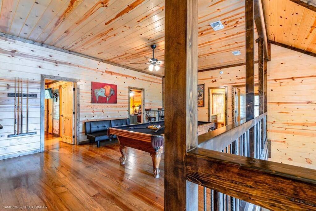 Iron Horse Lodge Sleeps 18, Games, Fire Pit, Hot Tub, Ev, More Брокен-Боу Екстер'єр фото