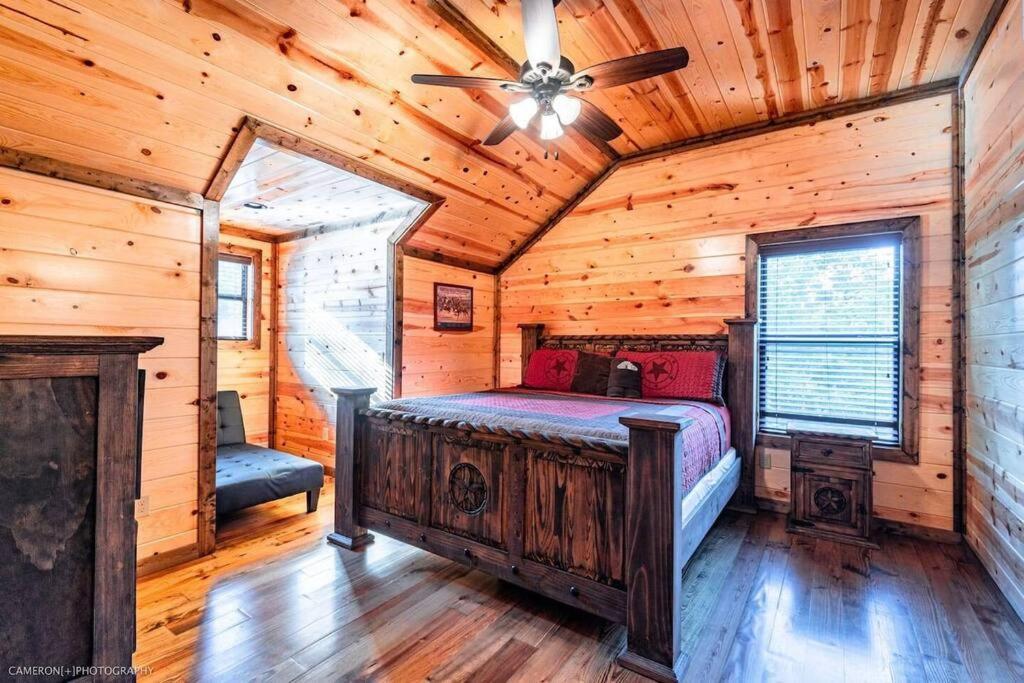 Iron Horse Lodge Sleeps 18, Games, Fire Pit, Hot Tub, Ev, More Брокен-Боу Екстер'єр фото