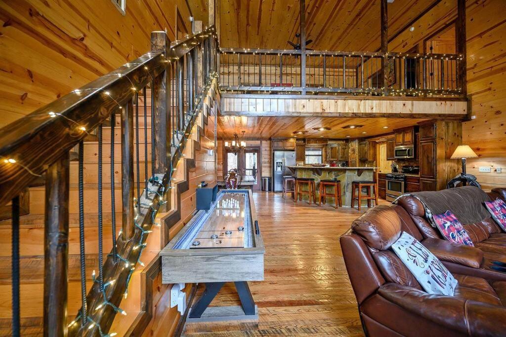 Iron Horse Lodge Sleeps 18, Games, Fire Pit, Hot Tub, Ev, More Брокен-Боу Екстер'єр фото